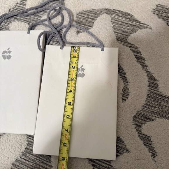 Bundle Of 2 Apple White Paper Shopping Bags + 4 Apple Stickers Decal NEW - Picture 4 of 6